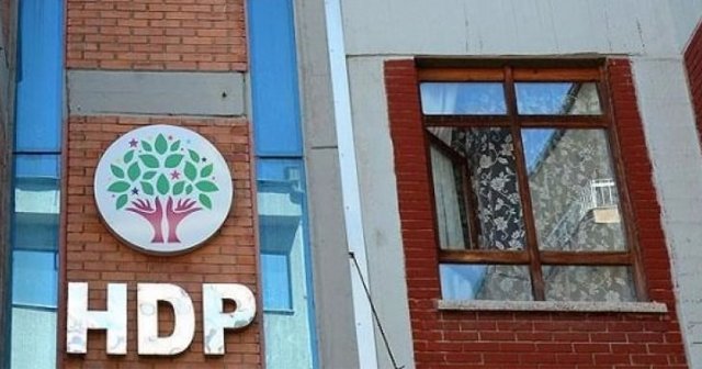 Polis HDP binalarında arama yaptı