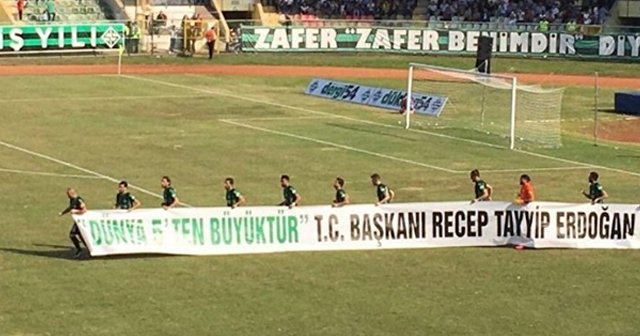 Sakaryaspor&#039;dan Erdoğan pankartı