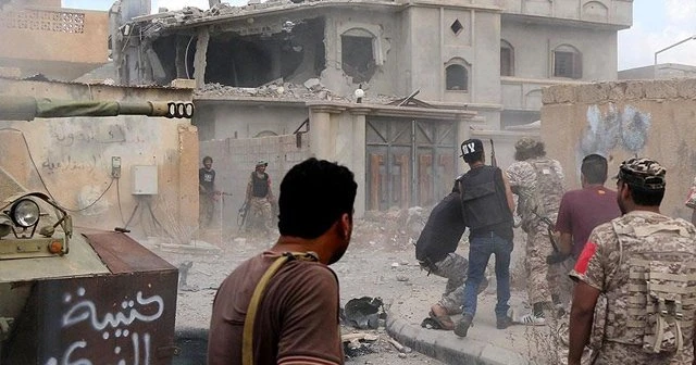 Sirte'de DAEŞ'in elinden iki Türk rehine kurtarıldı