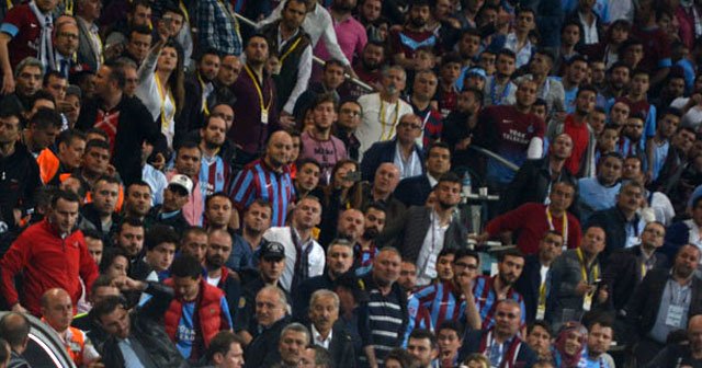 TT Arena'ya Trabzonspor taraftarları da geliyor