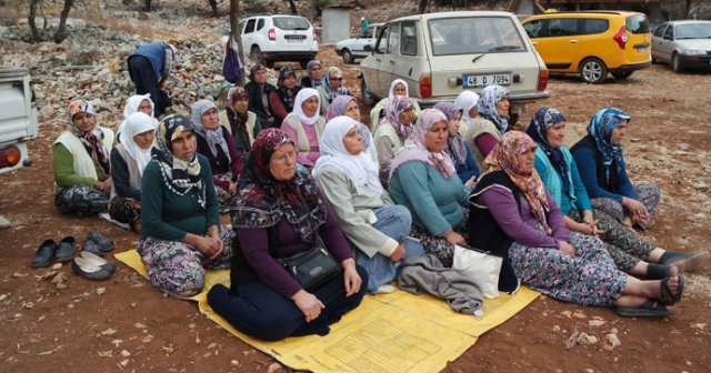 Yağmur duasına başladılar, yağmur başladı