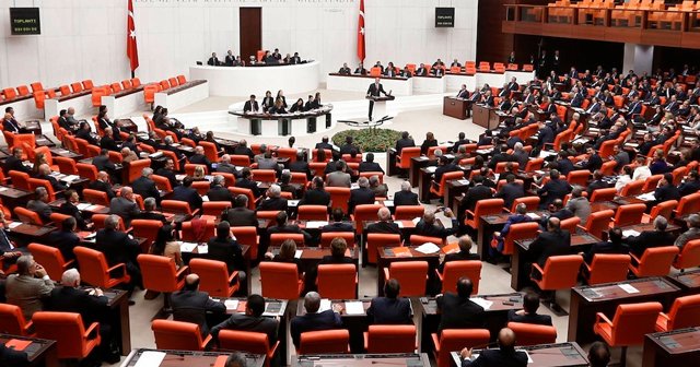 AK Parti ve MHP&#039;nin anayasa toplantısından ilk karar çıktı