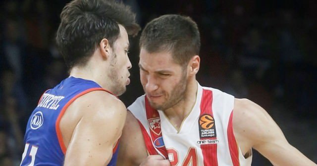 Anadolu Efes, Sırp rakibine acımadı