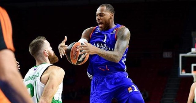 Anadolu Efes Unics Kazan&#039;ı 104-99 yendi