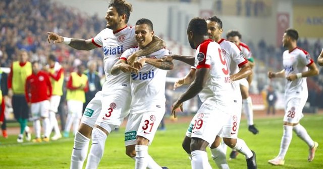 Antalyaspor seriye bağladı