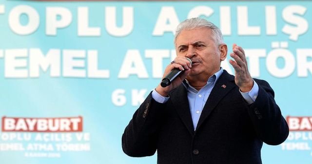 Başbakan&#039;dan HDP&#039;ye çağrı, &#039;Yol yakınken bu yanlıştan dönün&#039;