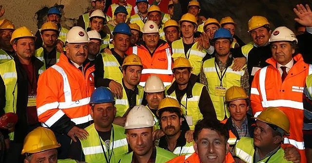 Başbakan Yıldırım katıldı, Ovit Tüneli'nde ışık görüntü