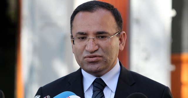 Bekir Bozdağ, HDP&#039;ye operasyonu değerlendirdi