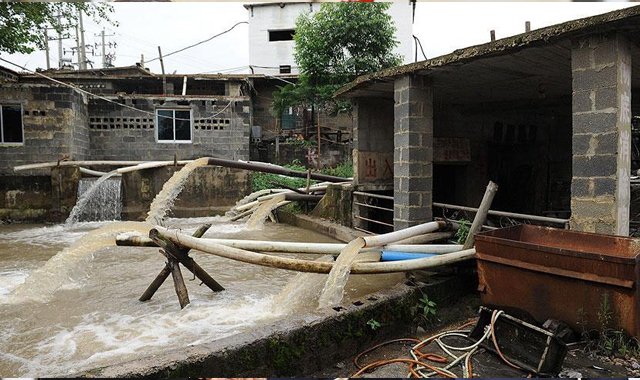 Çin&#039;de maden ocağında su baskını