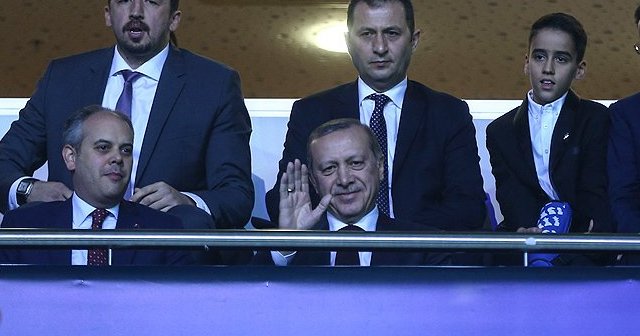 Cumhurbaşkanı Erdoğan'dan A Milli Takım sürprizi