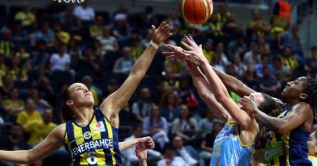 Fenerbahçe, Quigley ile kazandı