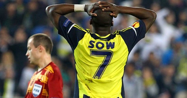 Fenerbahçe&#039;ye Moussa Sow&#039;dan kötü haber