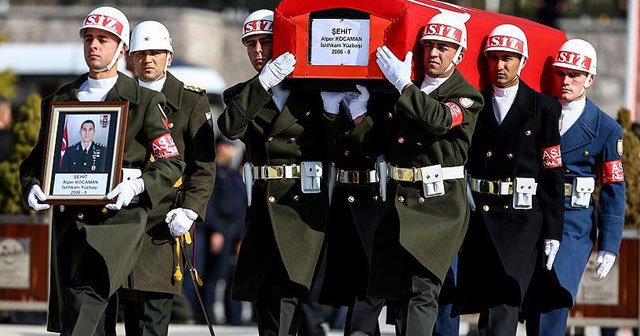 Fırat Kalkanı şehidi, önce silah arkadaşını kurtardı