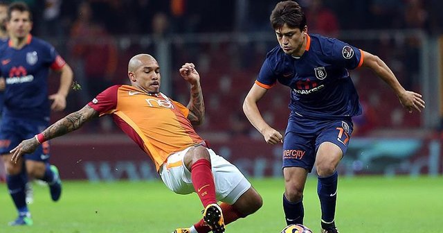 Galatasaray kendi evinde yara aldı