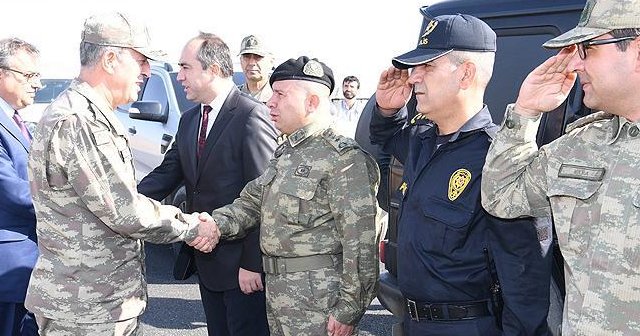 Genelkurmay Başkanı Hulusi Akar Şırnak ve Cizre&#039;de askeri ziyaret etti