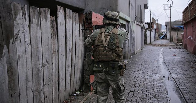 Hakkari&#039;de saldırı hazırlığında olan 2 terörist etkisiz hale getirildi