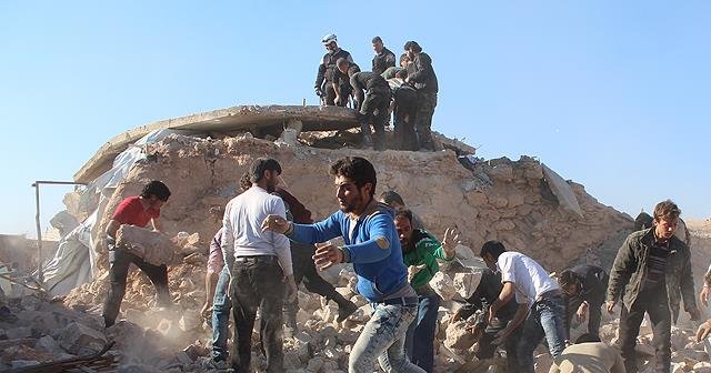 Halep&#039;in altını üstüne getirdiler, 7 ölü 20 yaralı var