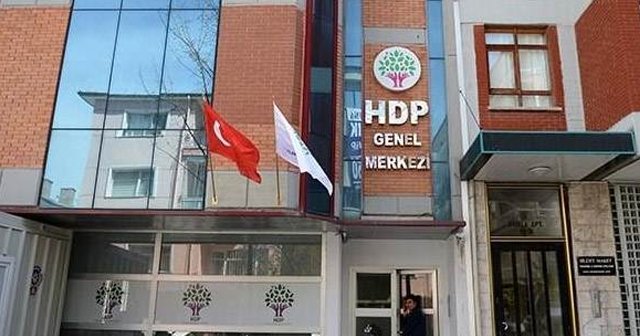 HDP Genel Merkezi'ne giriş çıkışlar durduruldu