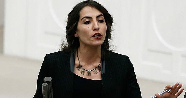 HDP&#039;li vekil Belçika&#039;da terör örgütü gösterisine katıldı