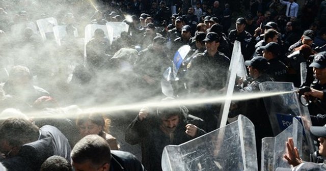 İstanbul ve Ankara'da polis müdahalesi