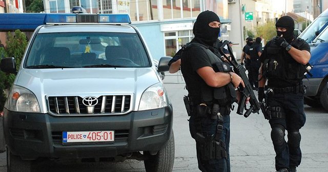 Kosova&#039;da terör operasyonu: 19 gözaltı