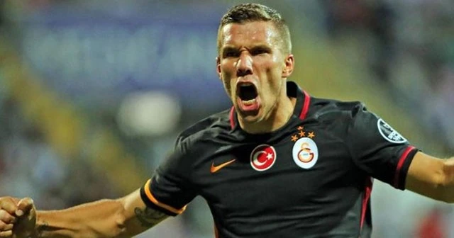 Lukas Podolski'den Fenerbahçe derbisi öncesi mesaj