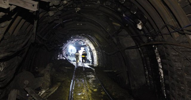 Maden ocağında göçük, 2 işçi mahsur kaldı