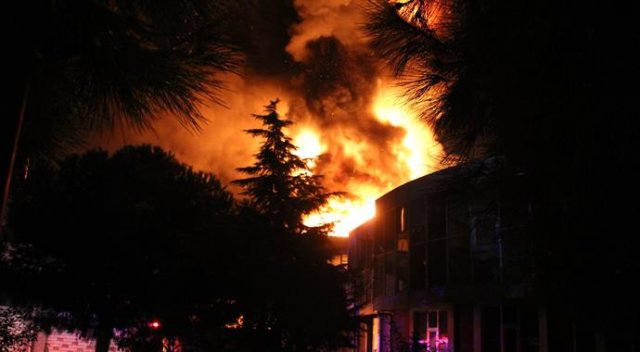 Samsun&#039;da fabrika yangını