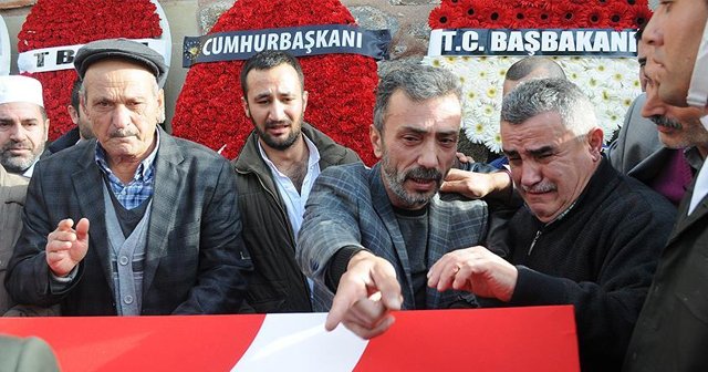 Şehit er Oğuzhan Demir memleketi Kocaeli&#039;de toprağa verildi