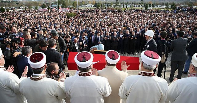 Şehit Kaymakam Fatih Safitürk&#039;ün son yolculuğuna uğurlandı