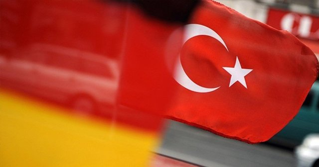 Türkiye'nin DEAŞ'e karşı mücadelesine Almanya'dan övgü