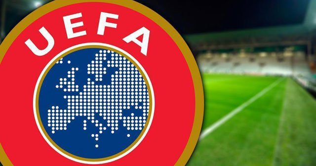 UEFA, Legia Varşova&#039;ya para cezası verdi