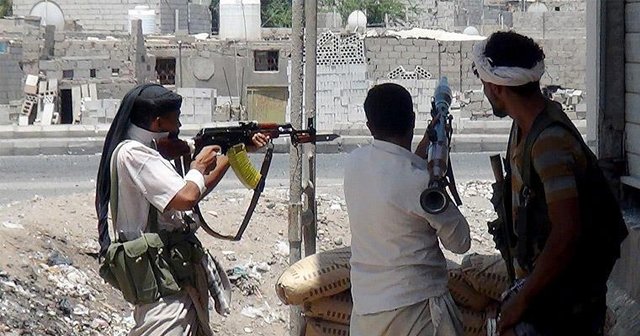 Yemen&#039;de çıkan çatışmalarda 44 kişi öldü