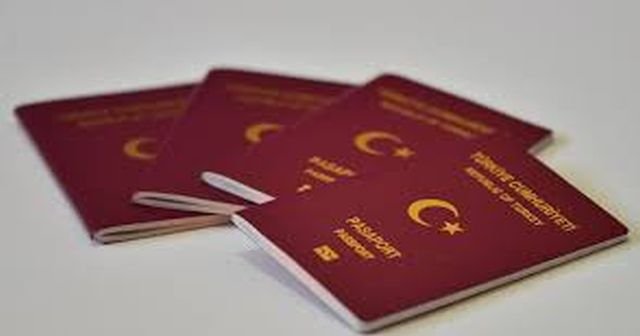 Yeni pasaportlar verilmeye başlandı