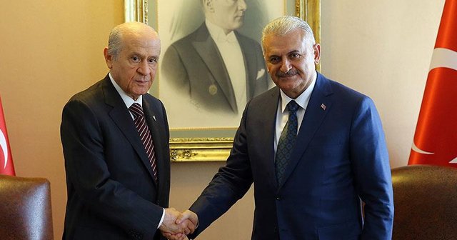 Yıldırım ile Bahçeli yeni anayasa için bir araya gelecek