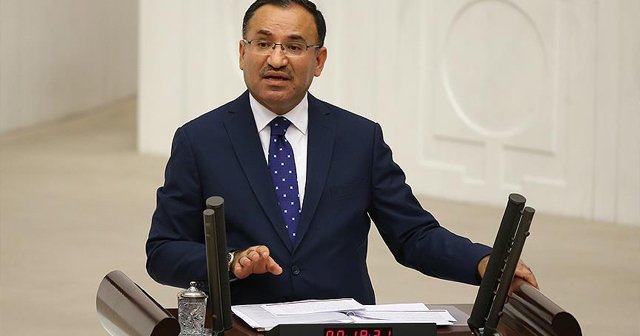 &#039;Yeni anayasa yapmadan yeni Türkiye olmaz&#039;