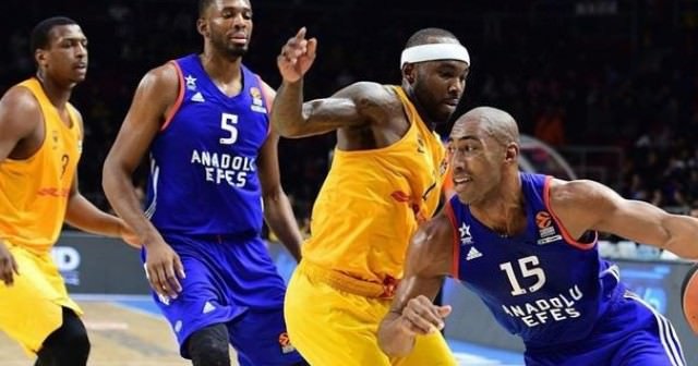 Anadolu Efes, Barça&#039;yı parçaladı