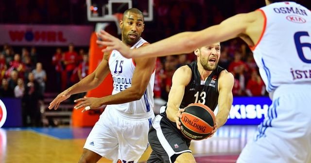 Anadolu Efes deplasmandan mağlup ayrıldı