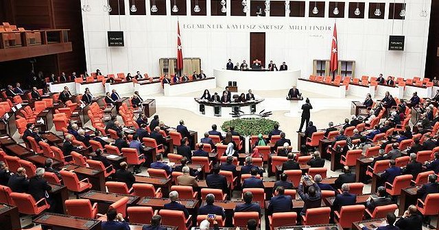 Anayasa değişikliği teklifinin ilk maddesi kabul edildi