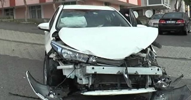 Ataşehir’de 3 kişinin yaralandığı kazadan gasp çıktı