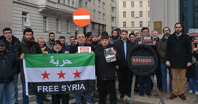 Avrupa&#039;nın göbeğinde Halep protestosu