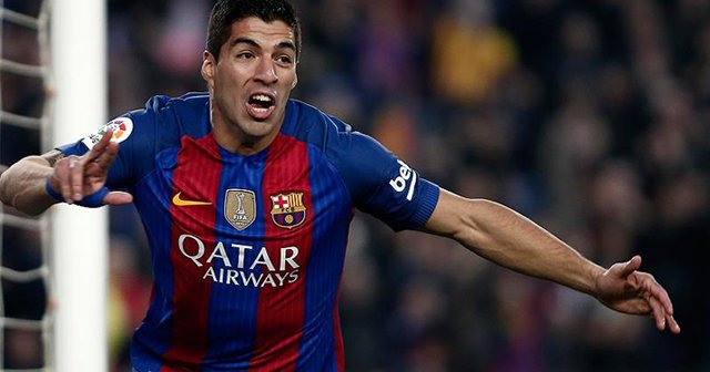 Barcelona Luis Suarez&#039;in sözleşmesini uzattı