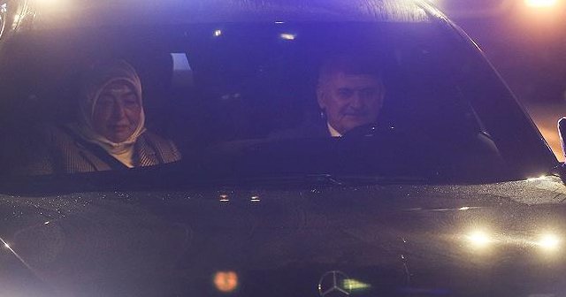 Başbakan Yıldırım şoför koltuğuna oturdu, tünelden geçti