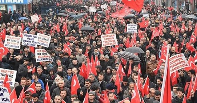 Batman&#039;da &#039;Teröre Lanet Kardeşliğe Davet&#039; yürüyüşü