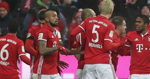 Bayern Leipzig&#039;in havasını söndürdü