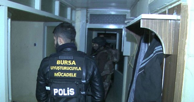 Bursa&#039;da şafak operasyonu! Çok sayıda gözaltı...