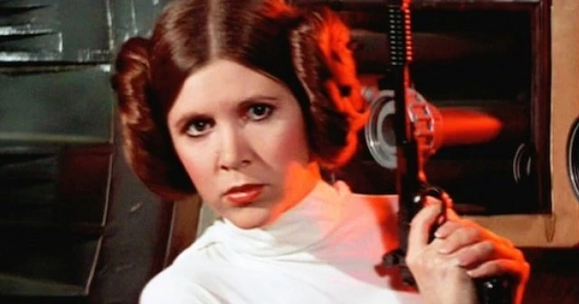 Carrie Fisher hayatını kaybetti