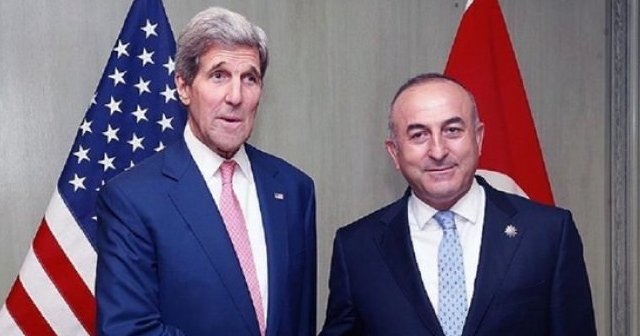 Çavuşoğlu ve Kerry baş başa görüştüler