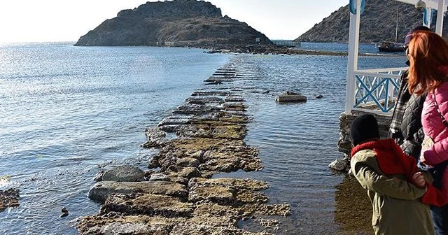 Deniz çekildi tarihi surlar ortaya çıktı