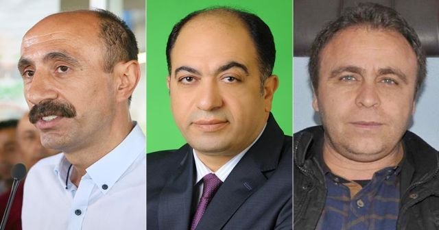 Diyarbakır&#039;da üç belediye başkanı görevden uzaklaştırıldı